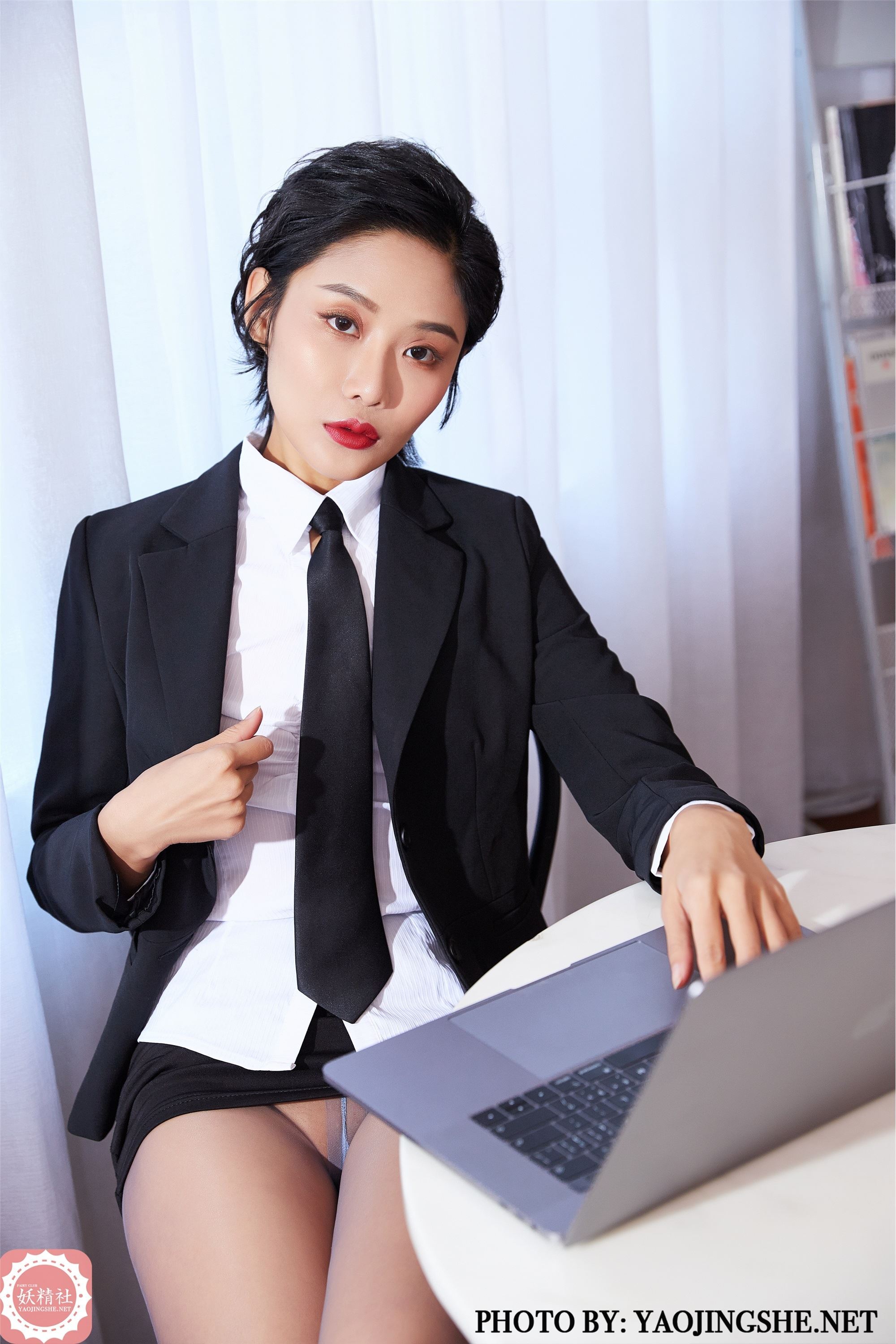 YAOJINGSHE 妖精社 T2009《可可-经理的一天》